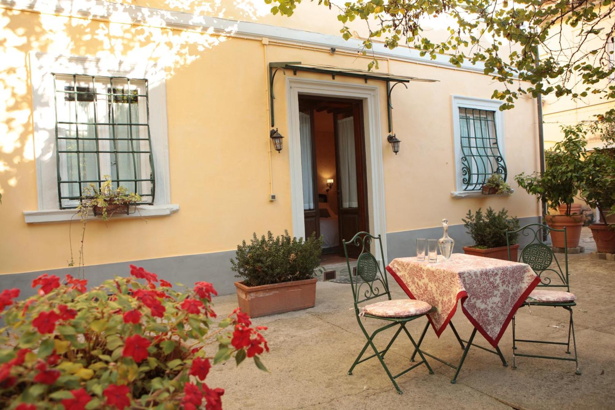 Villa La Dogana B&B Di Charme - Historic Villa With A Beautiful Garden Lucca Exterior foto